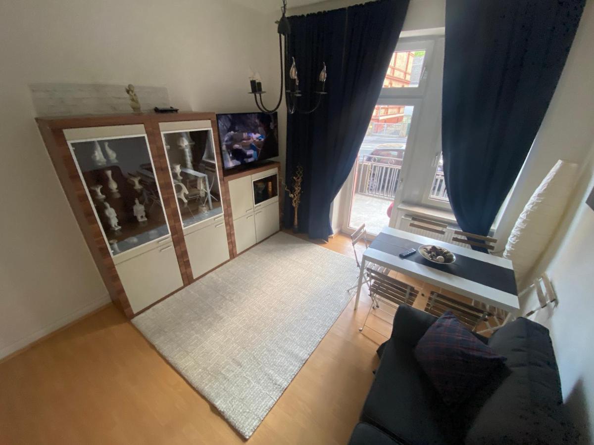 Ruhige Gemuetliche Wohnung Altbau In Zentraler Lage Wiesbaden Luaran gambar