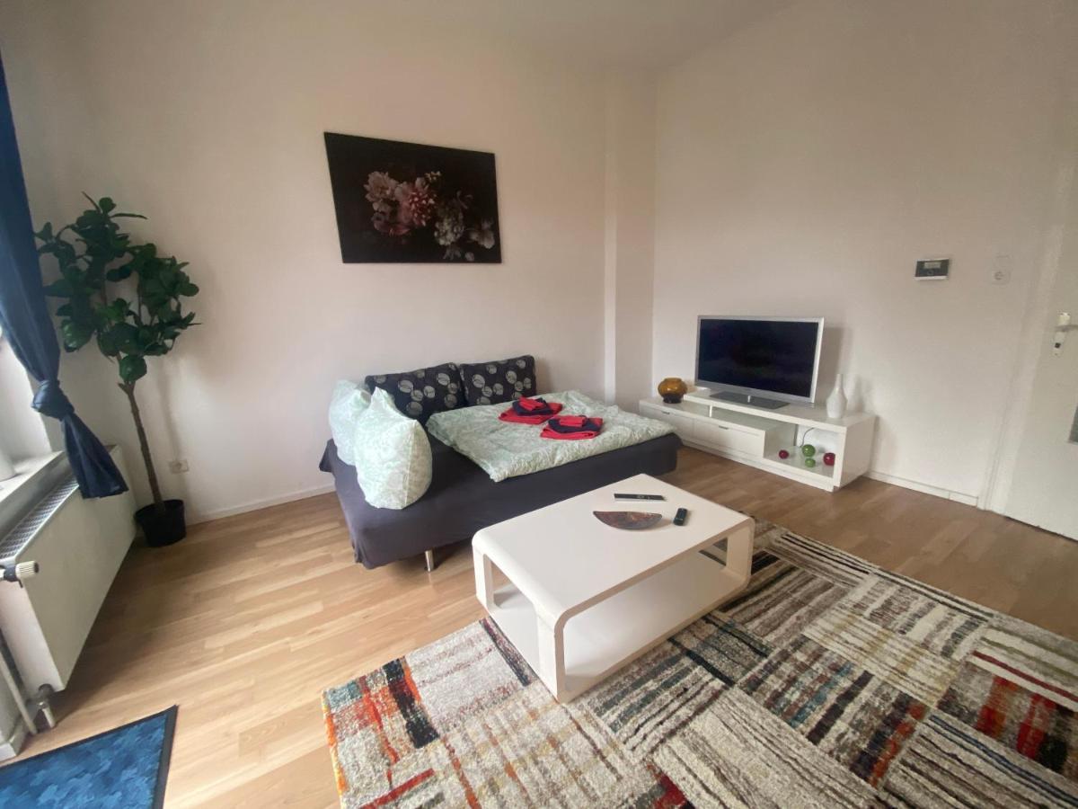 Ruhige Gemuetliche Wohnung Altbau In Zentraler Lage Wiesbaden Luaran gambar